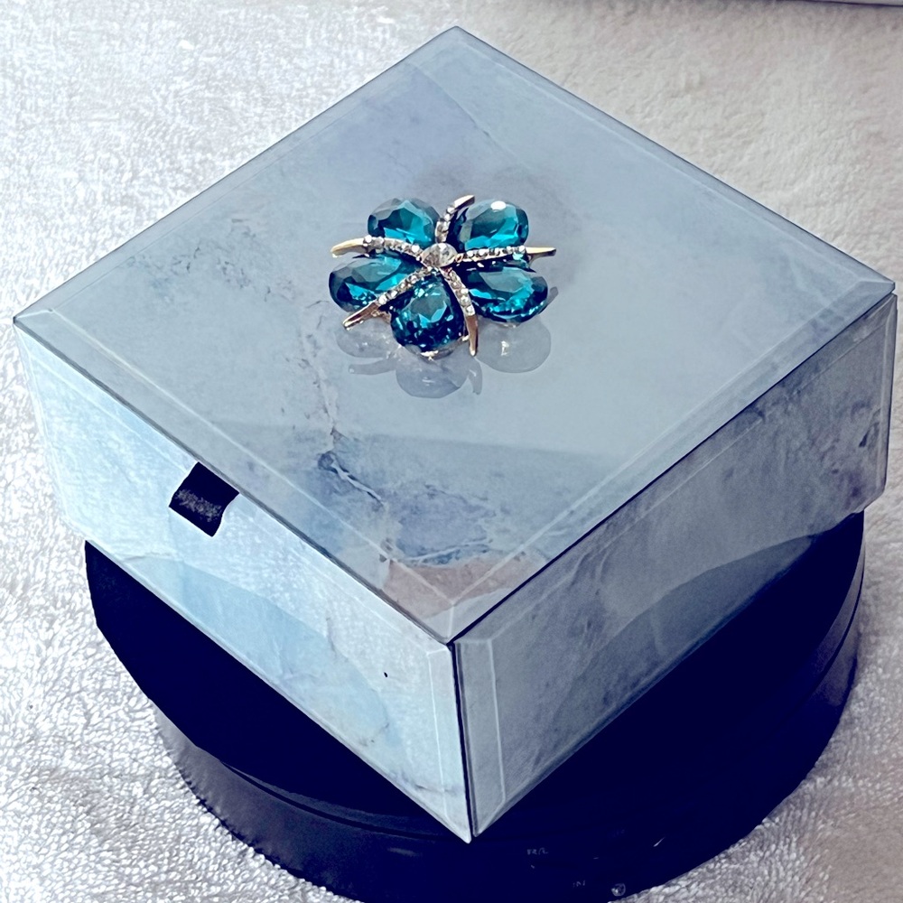 Glass Jewelry Box W/ Flower